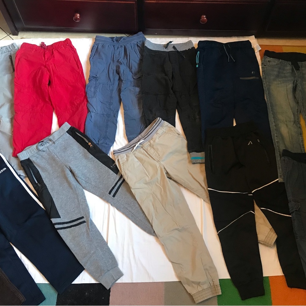 Boy Winter Clothes
--LOT--34 pieces.
Size 4 / 5 / 6 - Picture 4 of 16